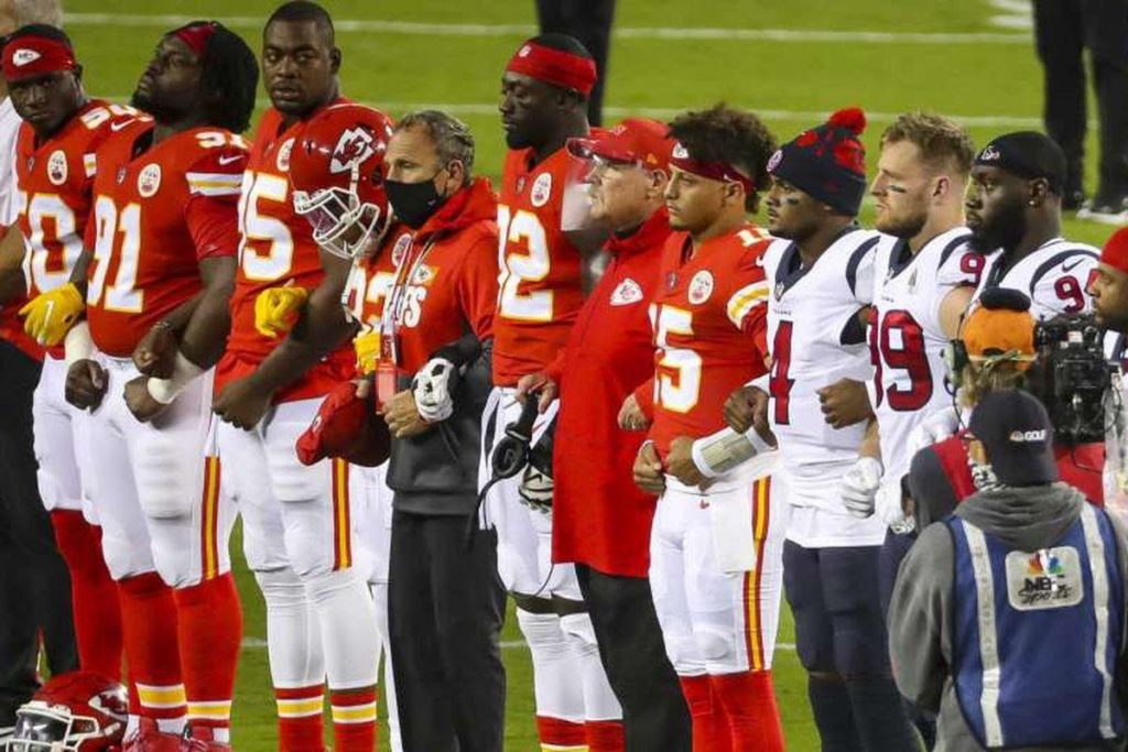 Fans boo as Texans and Chiefs Unite in Silence