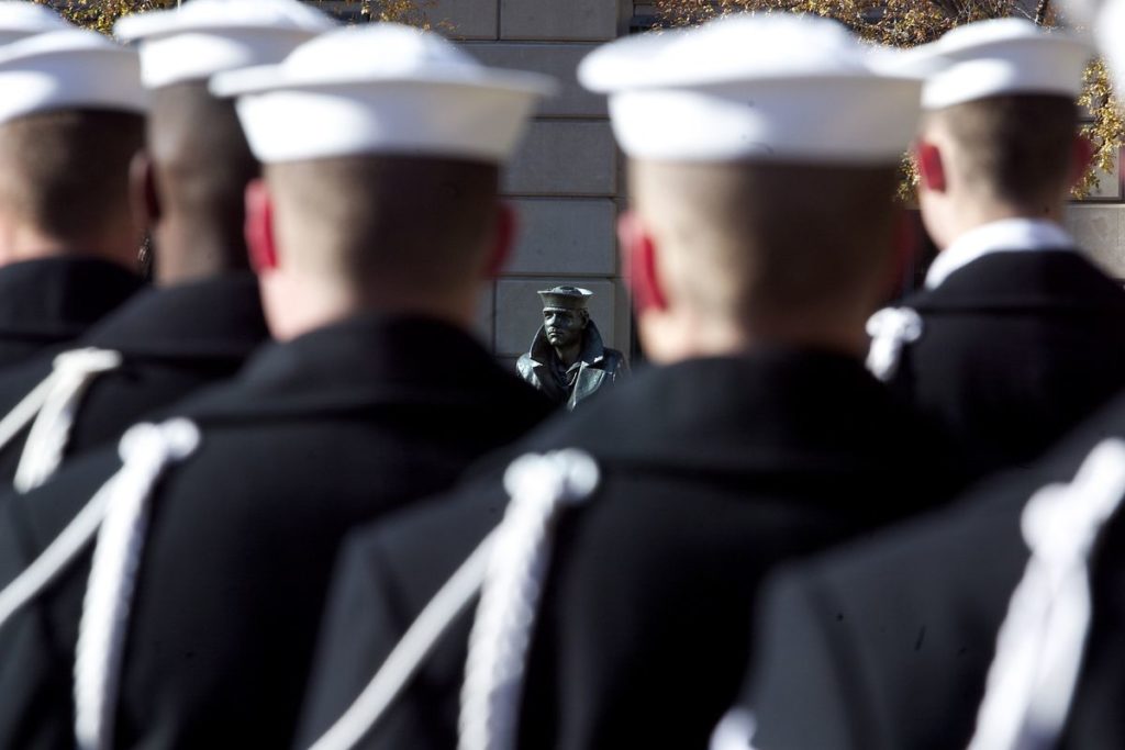 NAVY INVESTIGATES NOOSE ON THE WARSHIP BED OF BLACK SAILOR