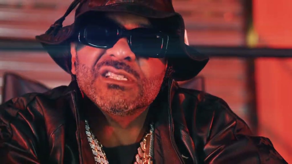 'No Love' is the latest visual from Jim Jones and Maino
