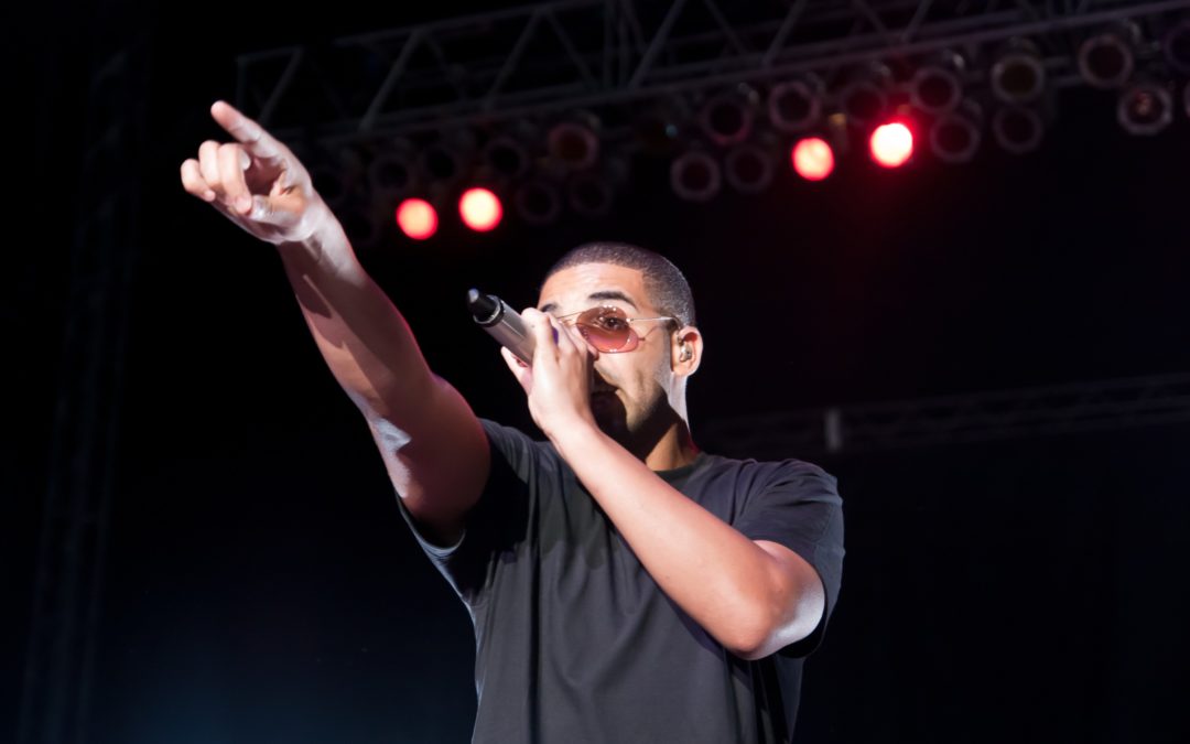 Audience Responds to Drake’s Controversial Lyric in “Slime You Out”